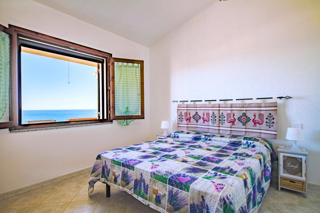 Casa Vitalia- Super Vista Mare-2 Camere -Giardino-Bbq - Wifi Free-Parcheggio Iunp5732 Torre dei Corsari Luaran gambar