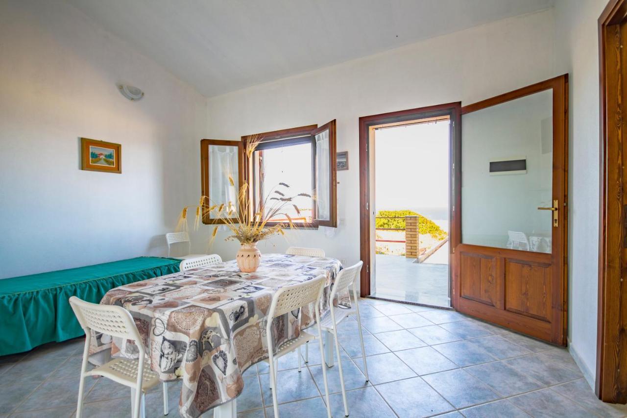 Casa Vitalia- Super Vista Mare-2 Camere -Giardino-Bbq - Wifi Free-Parcheggio Iunp5732 Torre dei Corsari Luaran gambar